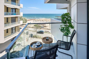 Infinity by Sea Apartment Beach Resort - parking
